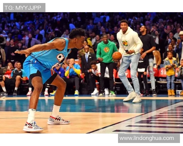 特雷杨领衔新一代篮球明星展现无与伦比的场上魅力与技术