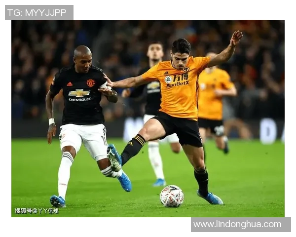 狼队与曼联精彩对决集锦回顾赛场瞬间尽显足球魅力与激情