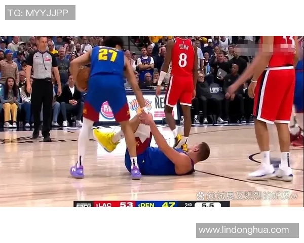 雷霆与掘金激战正酣NBA季后赛精彩对决引发球迷热议